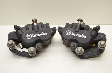 BMW F Front brake calipers 33043244