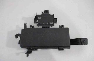 MERCEDES-BENZ M-Class W166 (2011-2015) Kryt poistkovej skrinky A1665460143 32484293