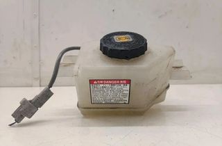 LEXUS NX 1 generation (2014-2021) Бачок тормозной жидкости 26759477