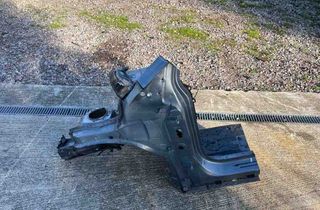 BMW 2 Series Active Tourer U06 (2021-2023) Front left quarter 7496797,6793Y022,7403479 32413749