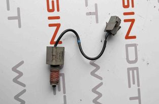 RENAULT TRUCKS Premium (1996-present) 3 generation (2005-2012) Brake Pedal Sensor 5010271704,83589005 32065919