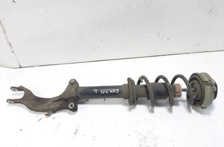 AUDI A4 B9/8W (2015-2024) Pravý predný tlmič nárazov 8W0031AK,8W0411105 26593233