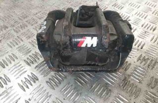 BMW 5 Series F10/F11 (2009-2017) Ľavý zadný brzdový strmeň 25721158