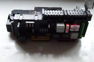 MERCEDES-BENZ CLS-Class C219 (2004-2010) Fuse Box 2049060105,2049019602,2129024301 28498821