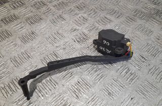 VOLVO XC70 2 generation (2000-2007) Ventily na ovládanie vnútorného kúrenia 30676510,52425 29745137