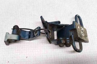 SKODA Octavia 1 generation (1996-2010) Ostatné časti karosérie 4B0833411D 32504335