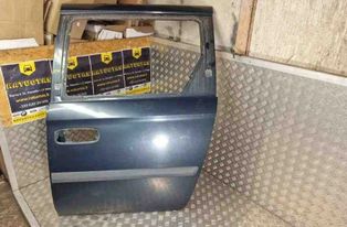 CHRYSLER Voyager 4 generation (2001-2007) Ľavé posuvné dvere 32530163