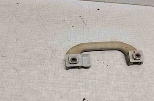 VOLKSWAGEN Vento 1 generation (1992-1998) Predná ľavá strešná rukoväť 1HO857607 32538473