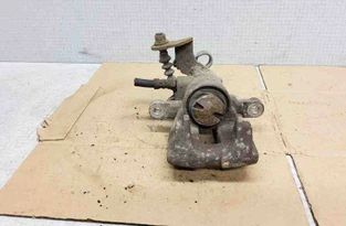 TOYOTA Aygo 1 generation (2005-2014) задний правый суппорт 863754 32555482