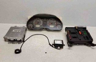 SEAT Alhambra 1 generation (1996-2010) Engine ECU Set 7MO953257AA,PCF7935DS,7MO962258K,7M0971882A,XM2114A212,E10985827000,707Y51924525,7M0920822K,96VW10849EM,B0008103,17610769,S108145300H,98VW19A366DC,028906021JJ,5WK48470,F5RF10A855A,0281001967,97VW14B205,59758009,S108152001 32556304