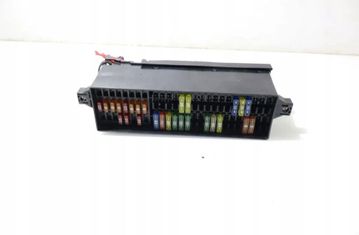 VOLKSWAGEN Touran 1 generation (2003-2015) Pojistková skrinka 32884824