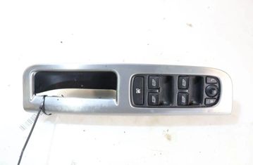VOLVO V50 1 generation (2003-2012) Vypínač pravého predného dverového okna 32895715