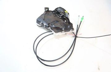 TOYOTA Yaris 3 generation (2010-2019) Front Right Door Lock 32897250