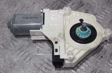 LAND ROVER Discovery 4 generation (2009-2016) Motor regulátora okna ľavých predných dverí AH2214B552AA 32917370