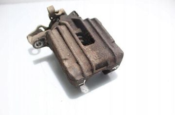 VOLKSWAGEN Variant VII TDI (2014-2024) Zadný pravý brzdový strmeň 32917501