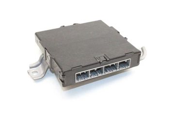 TOYOTA Auris 2 generation (2012-2015) Распределительная коробка 89681-02040 31003847