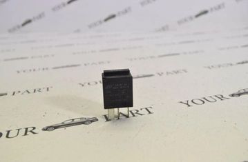 VOLKSWAGEN Touran 1 generation (2003-2015) Relays 7M0951253C 31012604