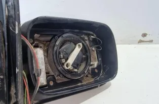 BMW 5 Series E39 (1995-2004) Pravé krídlo zrkadlo 0117351,021735,0117353,0117352 34163537