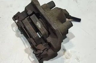 VOLVO XC60 1 generation (2008-2017) Zadný pravý brzdový strmeň 9434166 33313501