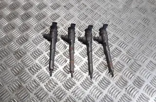 DACIA Dokker 1 generation (2012-2024) Súprava palivových vstrekovačov 0445110652 33518232