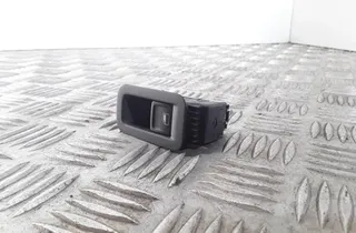 VOLKSWAGEN Golf 8 generation (2019-2023) Ovládače okien ľavých zadných dverí 5G0868345 33528325