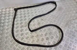 MAZDA 6 GJ (2012-2024) Уплотнительная резина задней двери (по кузову) 31102350 33569294