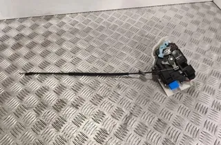 VOLKSWAGEN Touran 1 generation (2003-2015) Pravý predný dverový zámok 3D1837016AQ 33844205