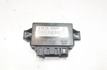 OPEL Mokka 1 generation (2012-2015) PDC jednotka na kontrolu vzdialenosti pri parkovaní 13596492 33551438