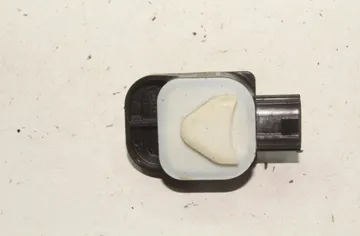 TOYOTA Corolla 12 generation E210 (2019-2024) Датчик удара передний правый 8983A-02021 33565458