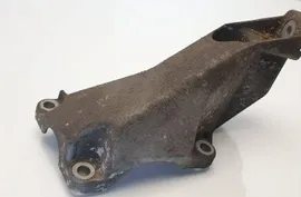 AUDI A4 B7/8E (2004-2008) Engine Bracket Right Side 8E0199307A 32278326