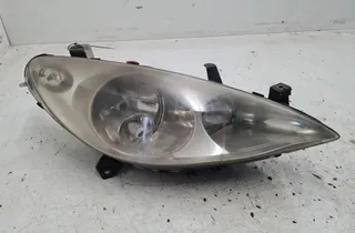 PEUGEOT 307 1 generation (2001-2008) Front Right Headlight 9634369480 33284010