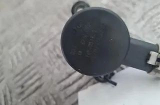 PEUGEOT 307 1 generation (2001-2008) Senzor tlaku paliva 0281002493 33309822