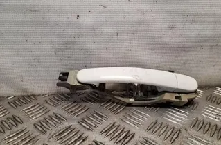 VOLKSWAGEN Passat B5 (1996-2005) Pravé zadné dvere vonkajšia kľučka 3B0837886 25152458