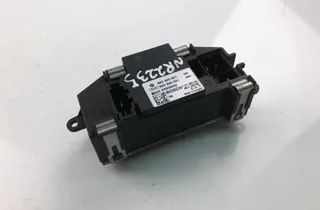 AUDI A4 B8/8K (2011-2016) Rezistor interiérového kúrenia 8K0820521 15203774