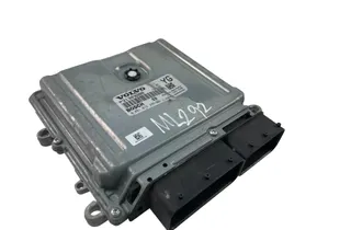 VOLVO XC60 1 generation (2008-2017) Riadiaca jednotka motora P31303388,0281015286 33799075