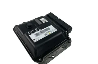 OPEL Astra J (2009-2020) Riadiaca jednotka motora 55579443 33826834