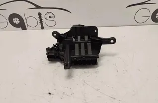 MERCEDES-BENZ C-Class W205/S205/C205 (2014-2023) Poistková skrinka A2055408095 32196423