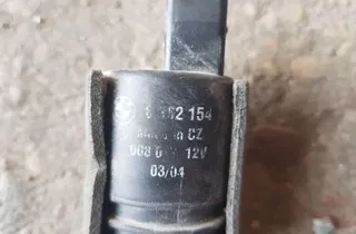BMW 3 Series E46 (1997-2006) Motor nádrže na umývanie 8362154 33751128