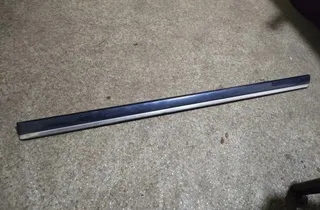 BMW 5 Series E39 (1995-2004) Ľavé zadné dverové lemovanie 7004031 33757592