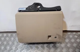 VOLKSWAGEN Passat B7 (2010-2015) Rukavice Box 3C1857114E 33410589