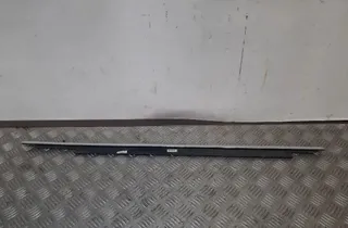 AUDI Q5 8R (2008-2017) Стеклоуплотнитель задней левой двери 8R0853764C 33412681