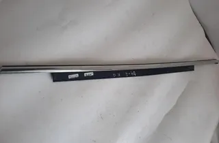 AUDI A8 D2/4D (1994-2002) Стеклоуплотнитель задней левой двери 4H0853763 33412789