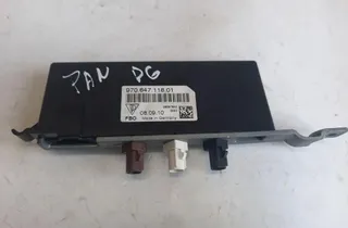 PORSCHE Panamera 970 (2009-2016) Bootlid Antenna Amplifier 97064711801 33412891