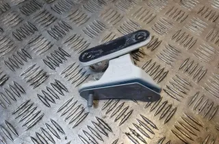 MERCEDES-BENZ CLA-Class C117 (2013-2016) Predný ľavý dverový pant A046572 33414613