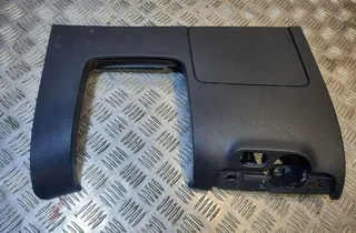 VOLKSWAGEN Jetta 3 generation (1992-1998) Nižšie lemovanie panela 33416039