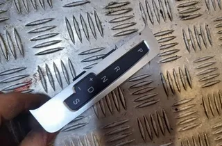 AUDI A5 Sportback 8T (2009-2011) Индикатор переключения передач 8K2713463 33416969