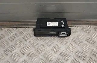 TESLA Model 3 1 generation (2017-2024) Jednotka ovládania ručnej brzdy 100761800C 33431702