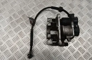 CHRYSLER Pacifica 2 generation (RU) (2016-2023) Zadný pravý brzdový strmeň 6426246 33446235