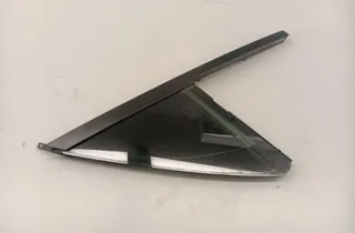 PORSCHE Macan 1 generation (2013-2023) Стеклянная рейка передней двери 95B845113 33449298