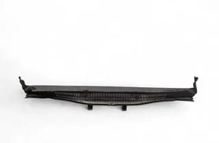 BMW X1 F48/F49 (2015-2023) Пластмасса передняя стеклоочистителей 7350591 33456281